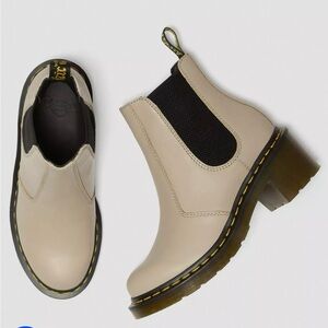 the “Cadence Chelsea Boot”
